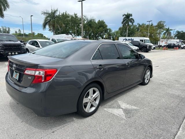 2014 Toyota Camry SE