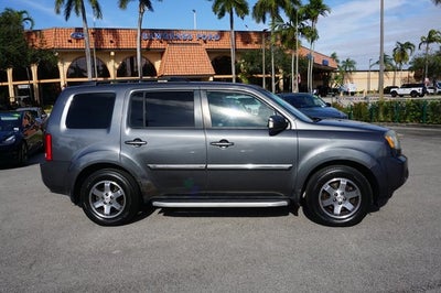 2011 Honda Pilot Touring w/ Navigation & RES