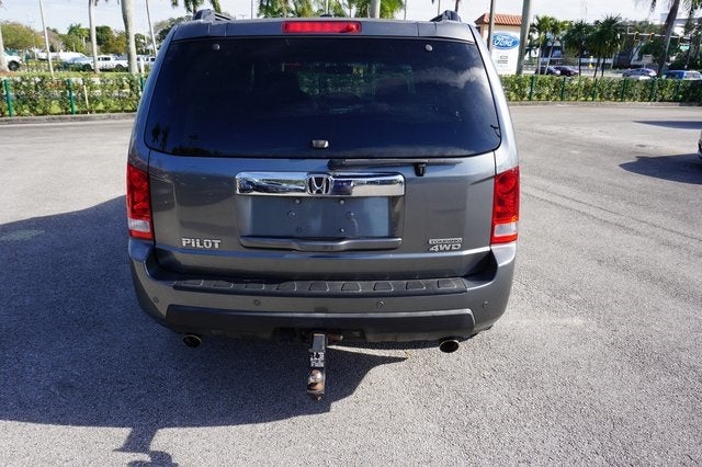 2011 Honda Pilot Touring w/ Navigation & RES