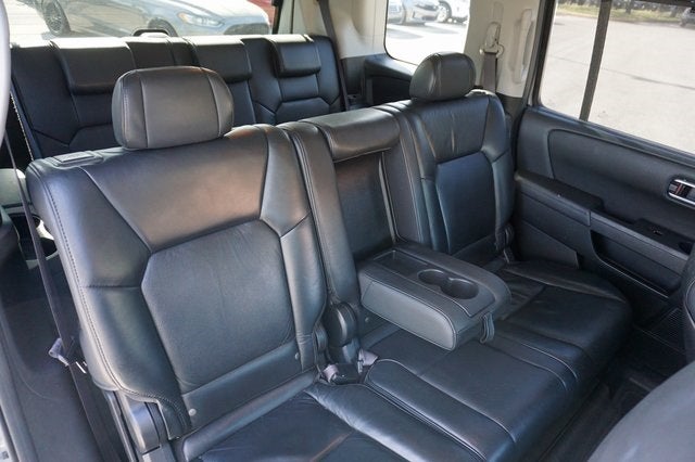 2011 Honda Pilot Touring w/ Navigation & RES