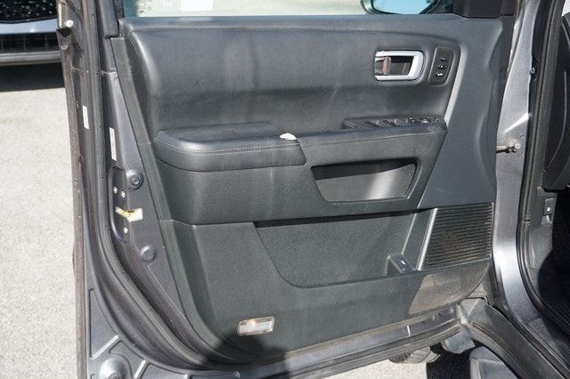 2011 Honda Pilot Touring w/ Navigation & RES