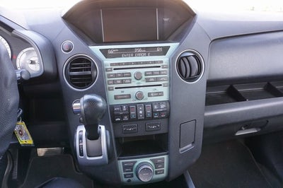 2011 Honda Pilot Touring w/ Navigation & RES