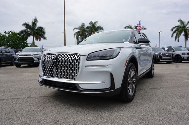 2025 Lincoln Corsair Premiere