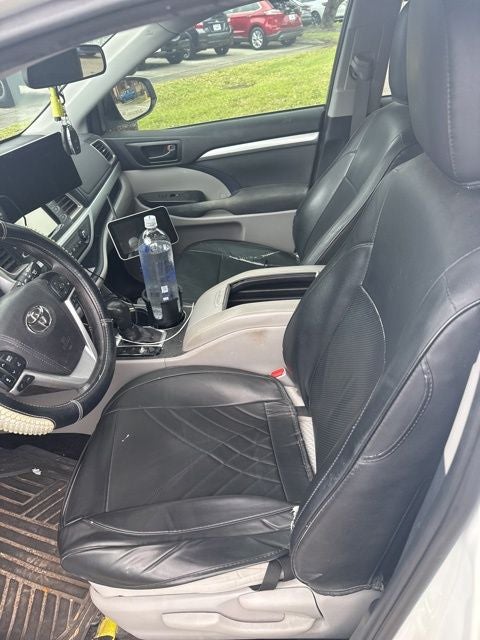 2019 Toyota Highlander Base