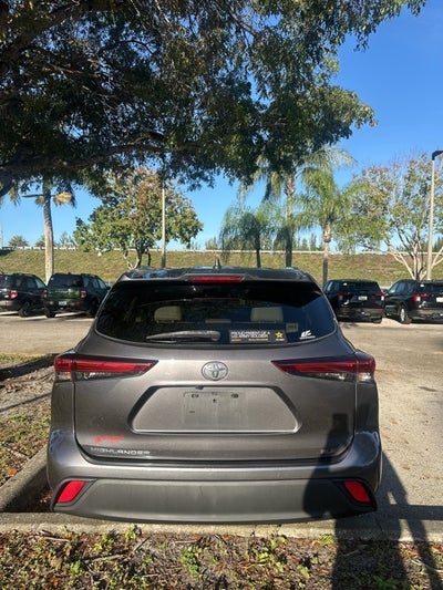 2021 Toyota Highlander XLE