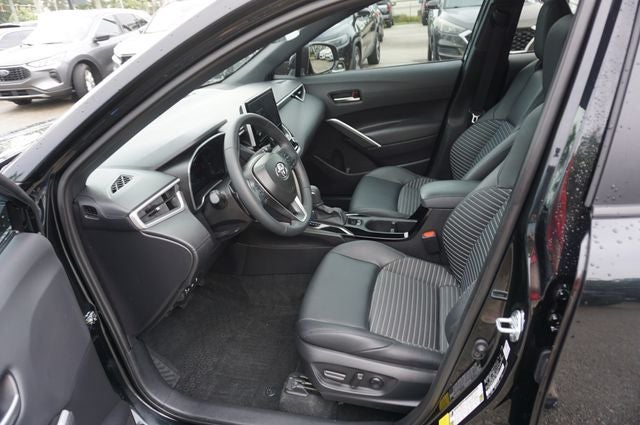 2025 Toyota Corolla Cross XSE