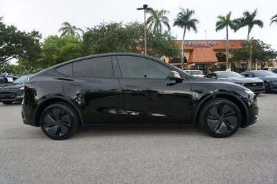 2026 Tesla Model Y Base