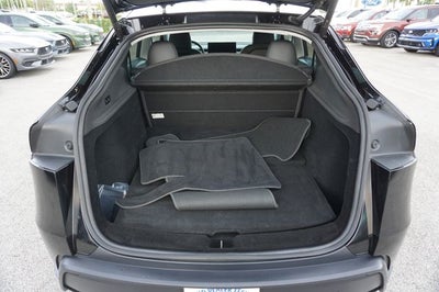 2026 Tesla Model Y Base