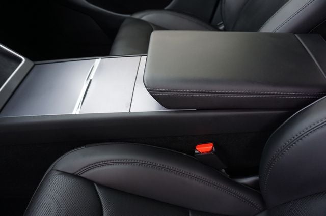 2026 Tesla Model Y Base