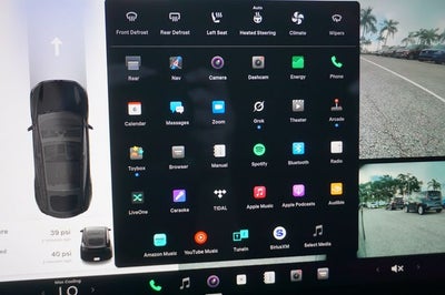 2026 Tesla Model Y Base