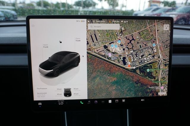 2026 Tesla Model Y Base