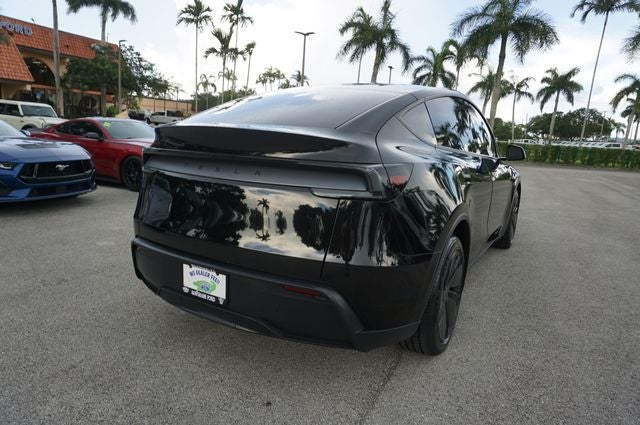 2026 Tesla Model Y Base