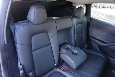 2025 Tesla Model Y Long Range