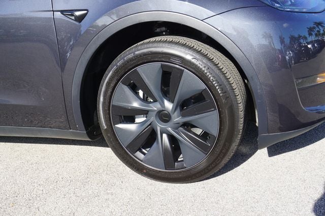 2025 Tesla Model Y Long Range