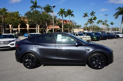 2025 Tesla Model Y Long Range