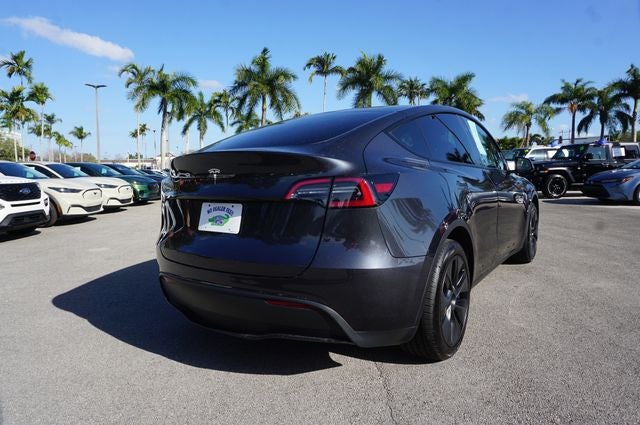 2025 Tesla Model Y Long Range