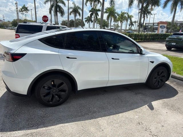 2025 Tesla Model Y Long Range