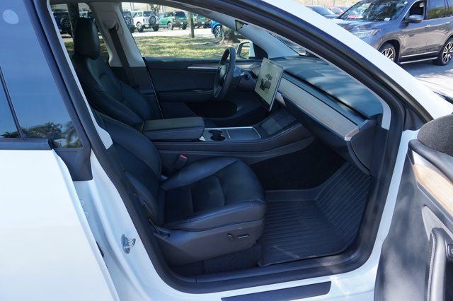 2024 Tesla Model Y Performance