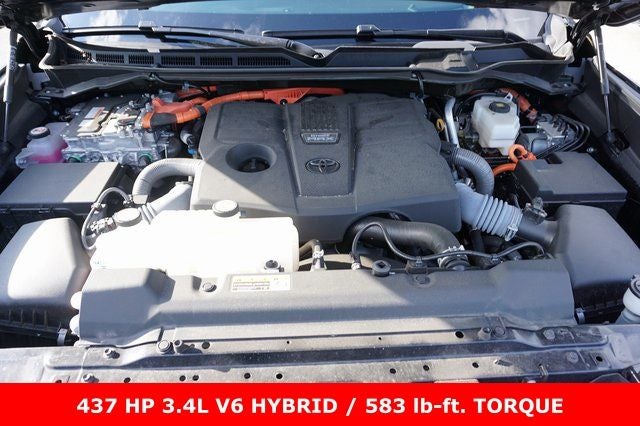 2024 Toyota Sequoia Platinum