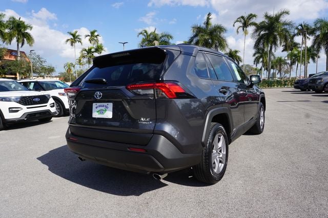 2024 Toyota RAV4 Hybrid XLE