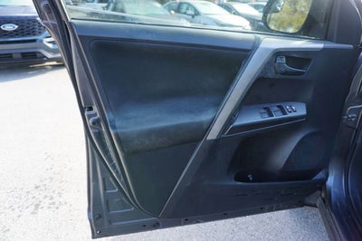 2016 Toyota RAV4 Base