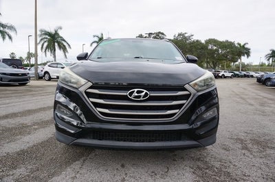 2016 Hyundai Tucson SE