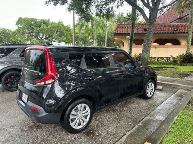 2021 Kia Soul Base