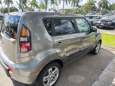 2011 Kia Soul +