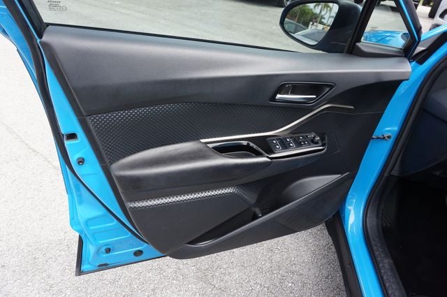 2019 Toyota C-HR XLE