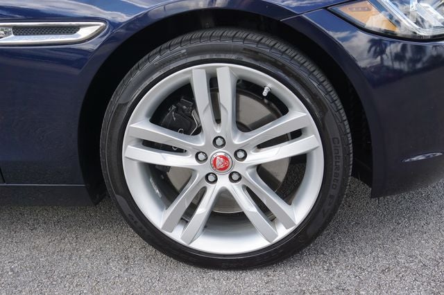 2018 Jaguar XE 35t Prestige