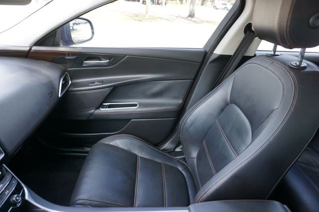 2018 Jaguar XE 35t Prestige