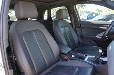 2020 Audi Q3 45 S line quattro Premium