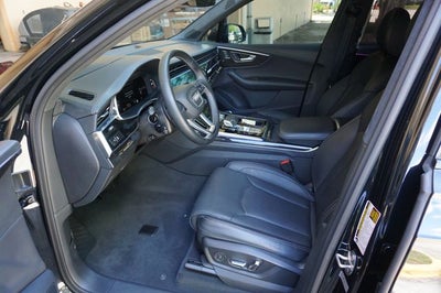 2025 Audi Q7 55 quattro Premium