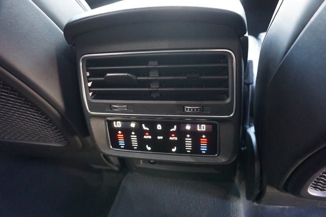 2025 Audi Q7 55 quattro Premium