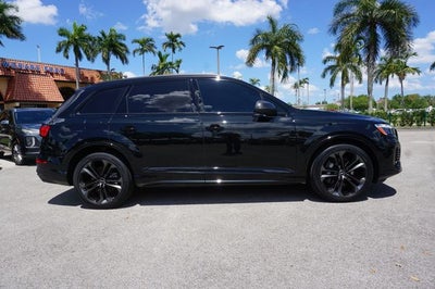2025 Audi Q7 55 quattro Premium