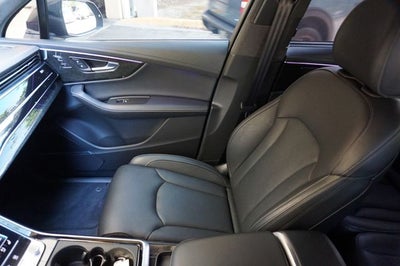 2025 Audi Q7 55 quattro Premium