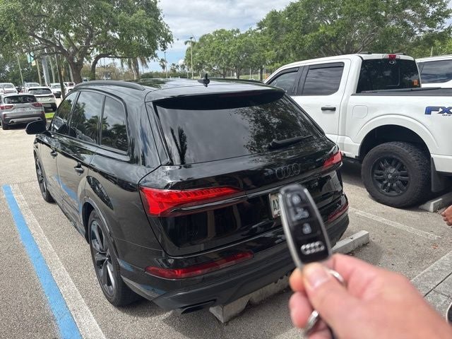 2025 Audi Q7 55 quattro Premium