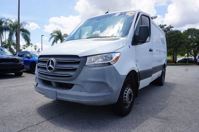 2019 Mercedes-Benz Sprinter 4500 144 WB Standard Roof Cargo