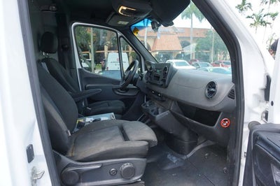 2019 Mercedes-Benz Sprinter 4500 144 WB Standard Roof Cargo