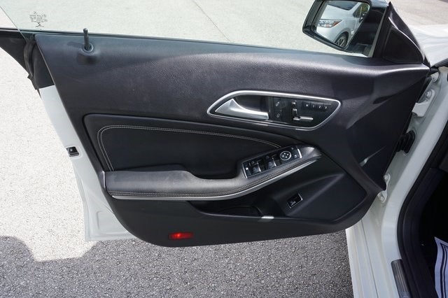 2016 Mercedes-Benz CLA Base