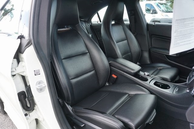 2016 Mercedes-Benz CLA Base