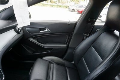 2016 Mercedes-Benz CLA Base