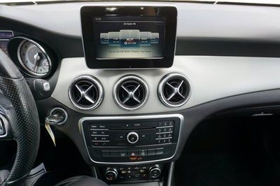 2016 Mercedes-Benz CLA Base