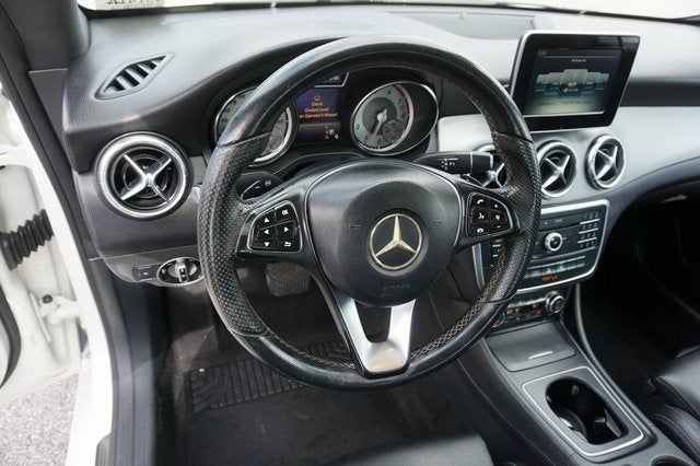 2016 Mercedes-Benz CLA Base