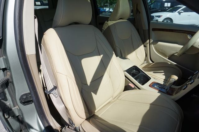 Used 2008 Volvo XC70 3.2 with VIN YV4BZ982981028729 for sale in Sunrise, FL